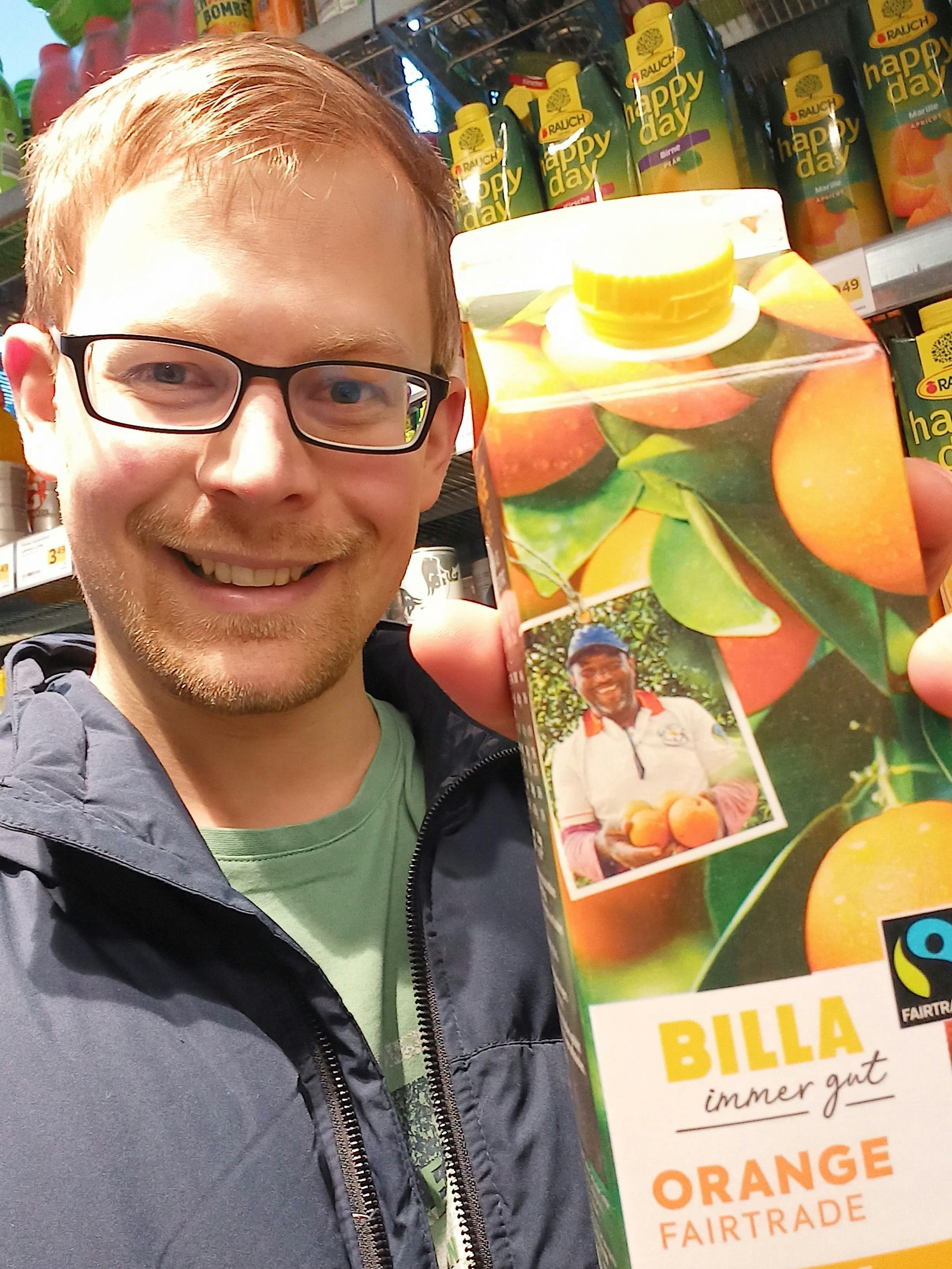 Fairtrade-Orangensaft, um die Landwirte zu unterstützen!
