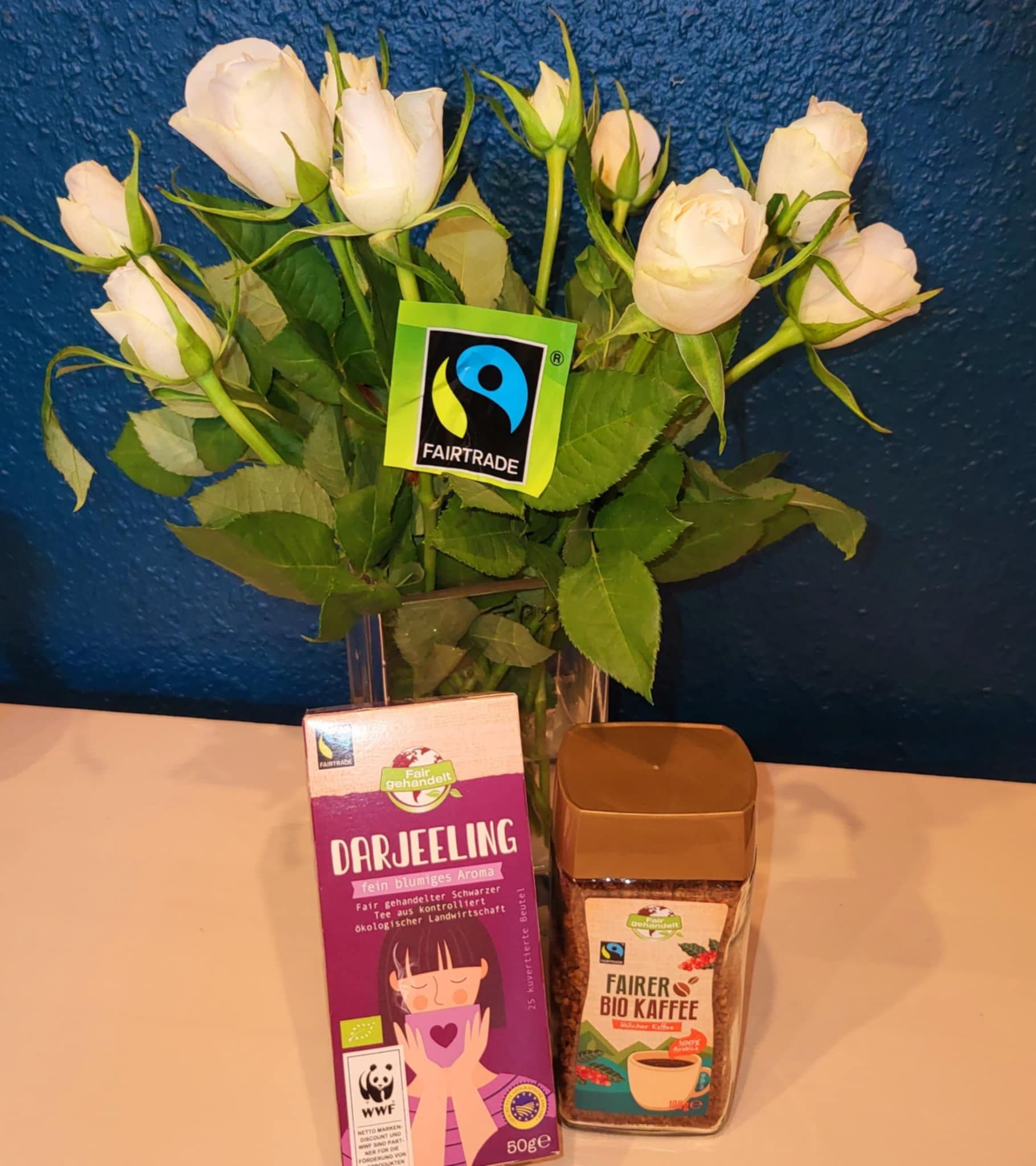 Fairtrade Edelrosen mit Tee und Kaffee, immer eine tolle Überraschung für meine Frau.